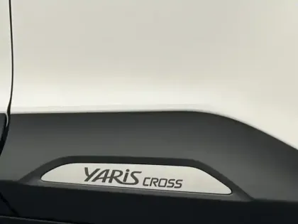 Photo 20 Toyota Yaris Hybride 1.5 HYBRID 130H DESIGN / PACK CARGO