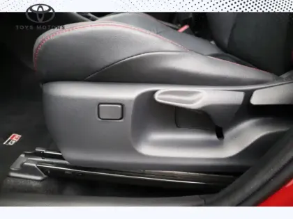 Photo 17 Toyota Yaris Hybride 130h GR SPORT