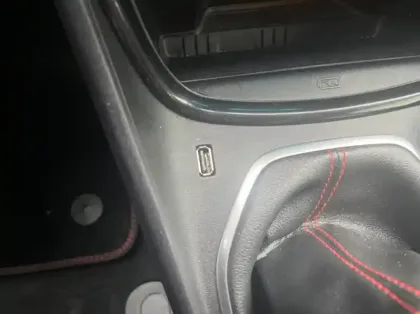 Photo 17 Ford Puma 1.0 Flexifuel 125ch S&S mHEV ST-Line