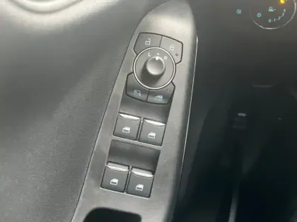 Photo 5 Ford Puma 1.0 Flexifuel 125ch S&S mHEV ST-Line