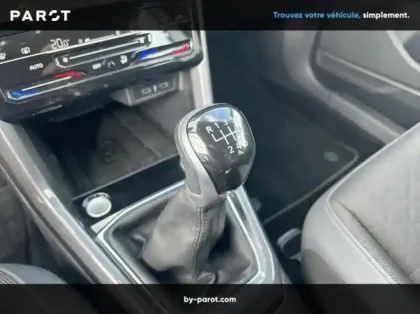 Photo 7 Volkswagen T-cross 1.0 TSI 110ch R-Line Tech