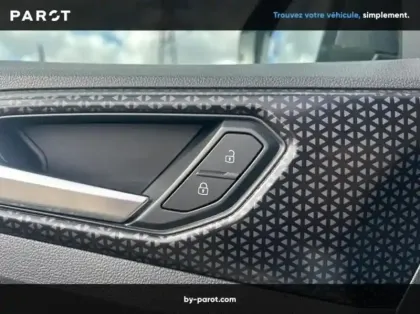 Photo 19 Volkswagen T-cross 1.0 TSI 110ch R-Line Tech