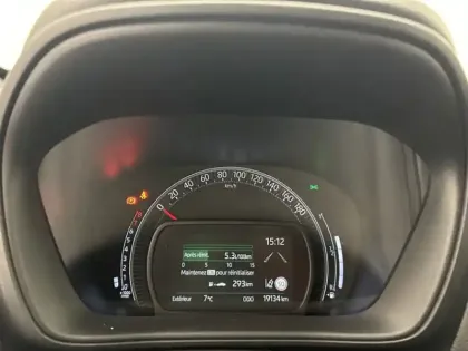 Photo 24 Toyota Aygo 1.0 VVT-i 72 Design Zen & Radars