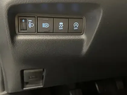 Photo 12 Toyota Aygo 1.0 VVT-i 72 Design Zen & Radars