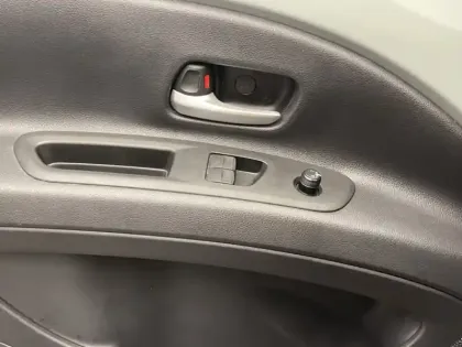 Photo 13 Toyota Aygo 1.0 VVT-i 72 Design Zen & Radars