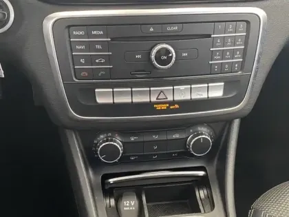 Photo 19 Mercedes CLA 200 CDI Inspiration