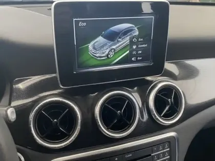 Photo 15 Mercedes CLA 200 CDI Inspiration