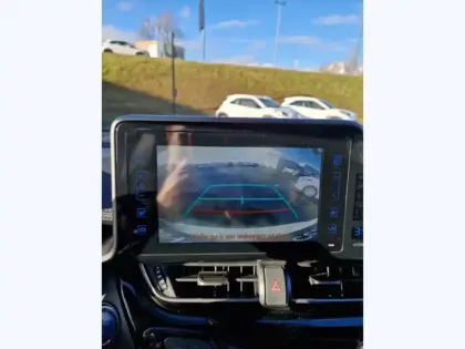 Photo 15 Toyota C-HR 1.8 HYBRIDE 122 DESIGN