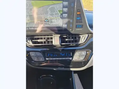 Photo 16 Toyota C-HR 1.8 HYBRIDE 122 DESIGN