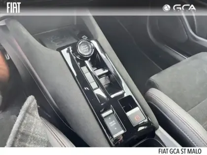 Photo 8 Alfa Romeo Junior  1.2 Ibrida 145ch Speciale e-DCT6