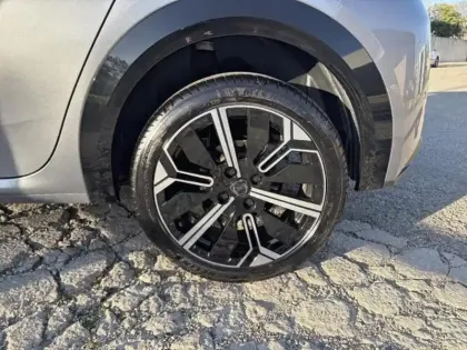 Photo 10 Lancia Ypsilon  1.2 Ibrida 100ch LX eDCT6