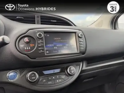 Photo 14 Toyota Yaris  HSD 100h Dynamic 5p