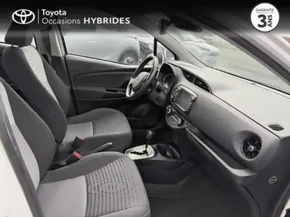 Photo 5 Toyota Yaris  HSD 100h Dynamic 5p