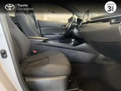 Photo 5 Toyota C-HR  122h Dynamic Business 2WD E-CVT MC19