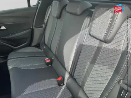 Photo 10 Peugeot 208  1.2 Hybrid 145ch Allure e-DCS6 Siege chauf