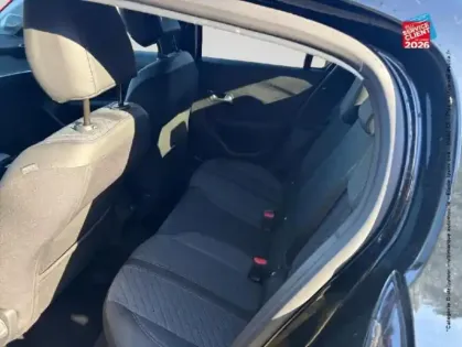 Photo 10 Peugeot 208  1.2 Hybrid 145ch Allure e-DCS6 Siege chauf