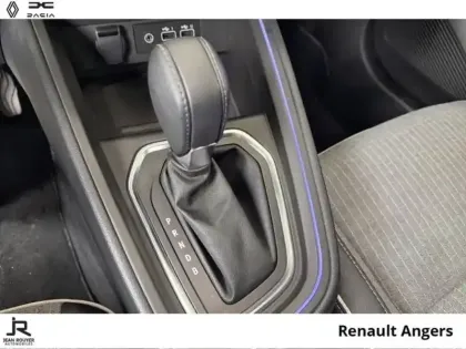 Photo 5 Renault Clio  1.6 E-Tech 145ch full hybrid Techno