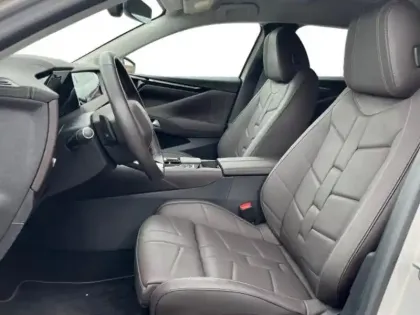 Photo 9 DS DS 4  BlueHDi 130ch Etoile Nappa Automatique