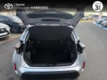 Photo 8 Toyota Yaris  Cross 116h Dynamic Business MC24