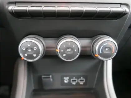 Photo 7 Renault Captur  1.0 TCe 90ch Evolution