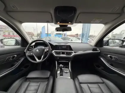 Photo 10 BMW Serie 3 Série 3 330eA 292ch Luxury 10cv