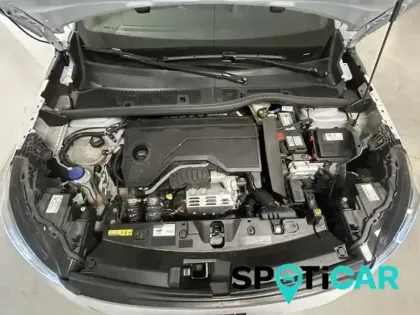 Photo 12 Peugeot 2008  1.2 Hybrid 145ch Allure e-DCS6