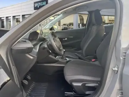 Photo 7 Peugeot 208  1.2 PureTech 100ch S&S Active