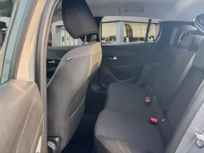 Photo 8 Peugeot 208  1.2 PureTech 100ch S&S Active