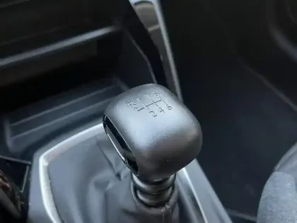 Photo 11 Peugeot 208  1.2 PureTech 100ch S&S Style 118g