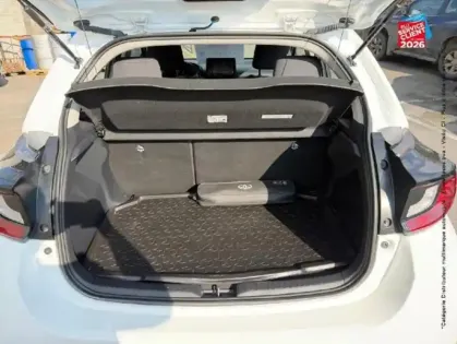 Photo 13 Toyota Yaris  116h Dynamic 5p MY22