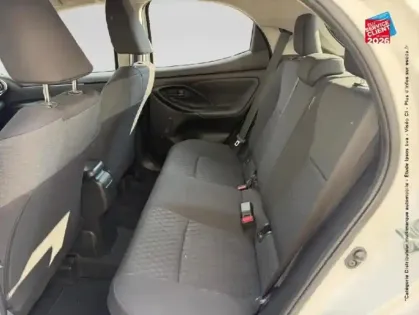 Photo 10 Toyota Yaris  116h Dynamic 5p MY22