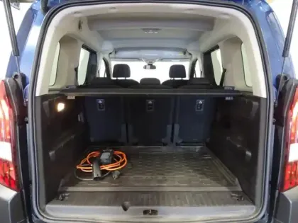 Photo 8 Peugeot Rifter  Taille M - Moteur Electrique 136 ch (100 kW) Automatique GT