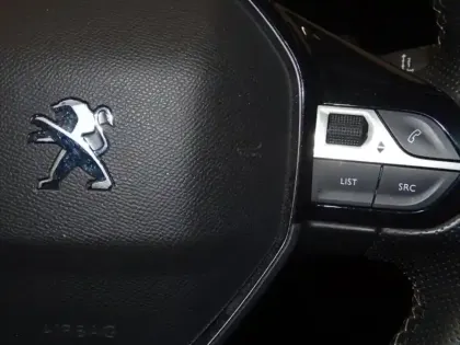 Photo 14 Peugeot Rifter  Taille M - Moteur Electrique 136 ch (100 kW) Automatique GT