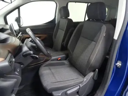 Photo 11 Peugeot Rifter  Taille M - Moteur Electrique 136 ch (100 kW) Automatique GT