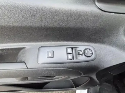 Photo 27 Peugeot Partner  Standard 1.6 BlueHDi 100ch Premium