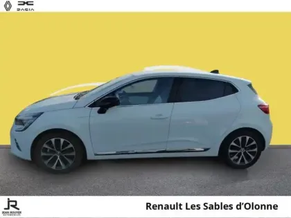 Photo 9 Renault Clio  1.6 E-Tech 145ch full hybrid Techno