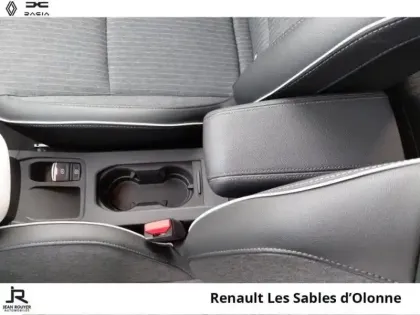 Photo 14 Renault Clio  1.6 E-Tech 145ch full hybrid Techno