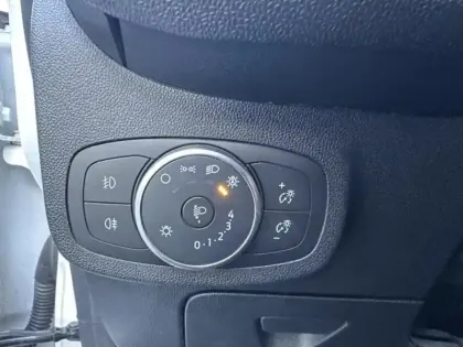 Photo 7 Ford Fiesta  1.1 85ch Cool & Connect 5p Euro6.2