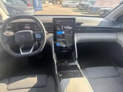 Photo 13 Ford Explorer  204 ch Extended Range 79kWh RWD