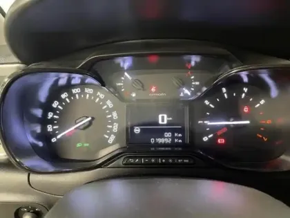 Photo 9 Citroën C3  1.2 PureTech 110ch S&S Shine 120-123g