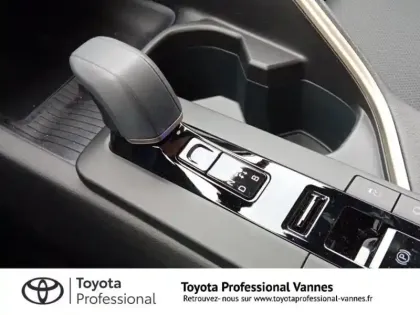 Photo 9 Toyota C-HR  2.0 Hybride Rechargeable 225ch Collection Premiere MY25