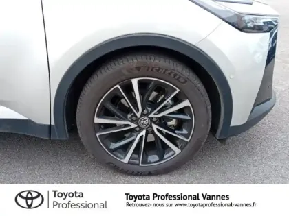 Photo 13 Toyota C-HR  2.0 Hybride Rechargeable 225ch Collection Premiere MY25