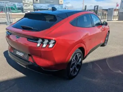 Photo 6 Ford Mustang  Mach-E 351ch Extended Range 99kWh First Edition