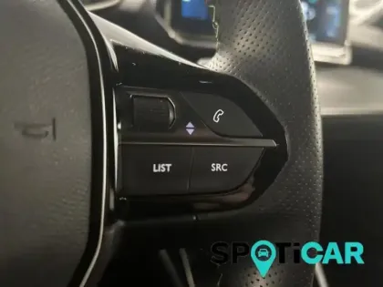 Photo 13 Peugeot 208  e- 136ch GT Pack