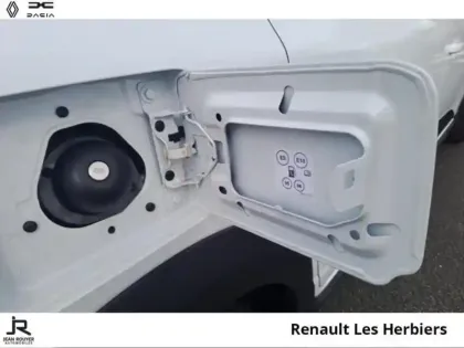 Photo 13 Dacia Jogger  1.8 hybrid 155ch Expression 5 places -25