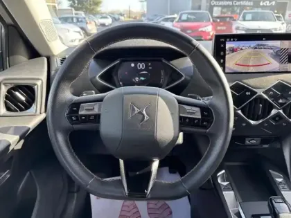 Photo 13 DS DS 3  1.2 Hybride 136ch Edition France Automatique