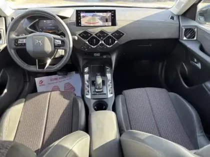 Photo 12 DS DS 3  1.2 Hybride 136ch Edition France Automatique