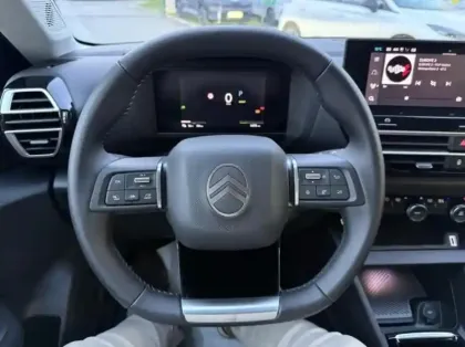 Photo 14 Citroën C4  Electrique 136ch (autonomie standard) PLUS Automatique