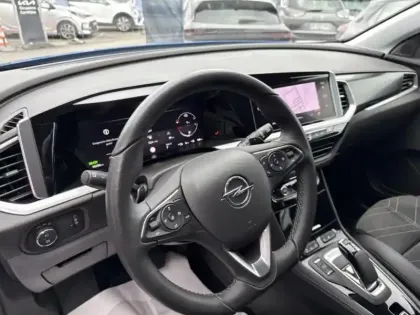 Photo 9 Opel Grandland  1.6 Turbo 300ch Hybride Ultimate 4x4