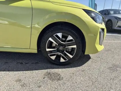 Photo 10 Peugeot 208  1.2 Hybrid 110ch Allure e-DCS6